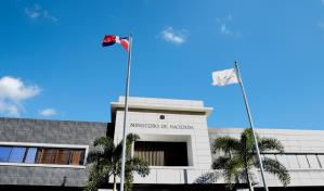 Gobierno somete reforma al presupuesto que sube déficit al 3.47 % para elevar el gasto público