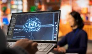 Más del 85 % de las empresas en Latinoamérica usan inteligencia artificial, según experto