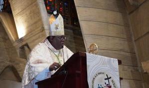 Obispo Castro Marte denuncia que más de 70 menores circulan en motocicletas de noche en Higüey