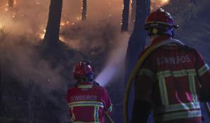 Presidente y primer ministro de Portugal lamentan tercera muerte por incendios en su país