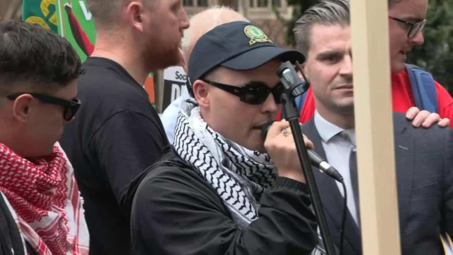 Mo Chara, rapero de Kneecap, procesado en Reino Unido por supuesto apoyo a Hezbolá Mo Chara, rapero de Kneecap, procesado en Reino Unido por supuesto apoyo a Hezbolá