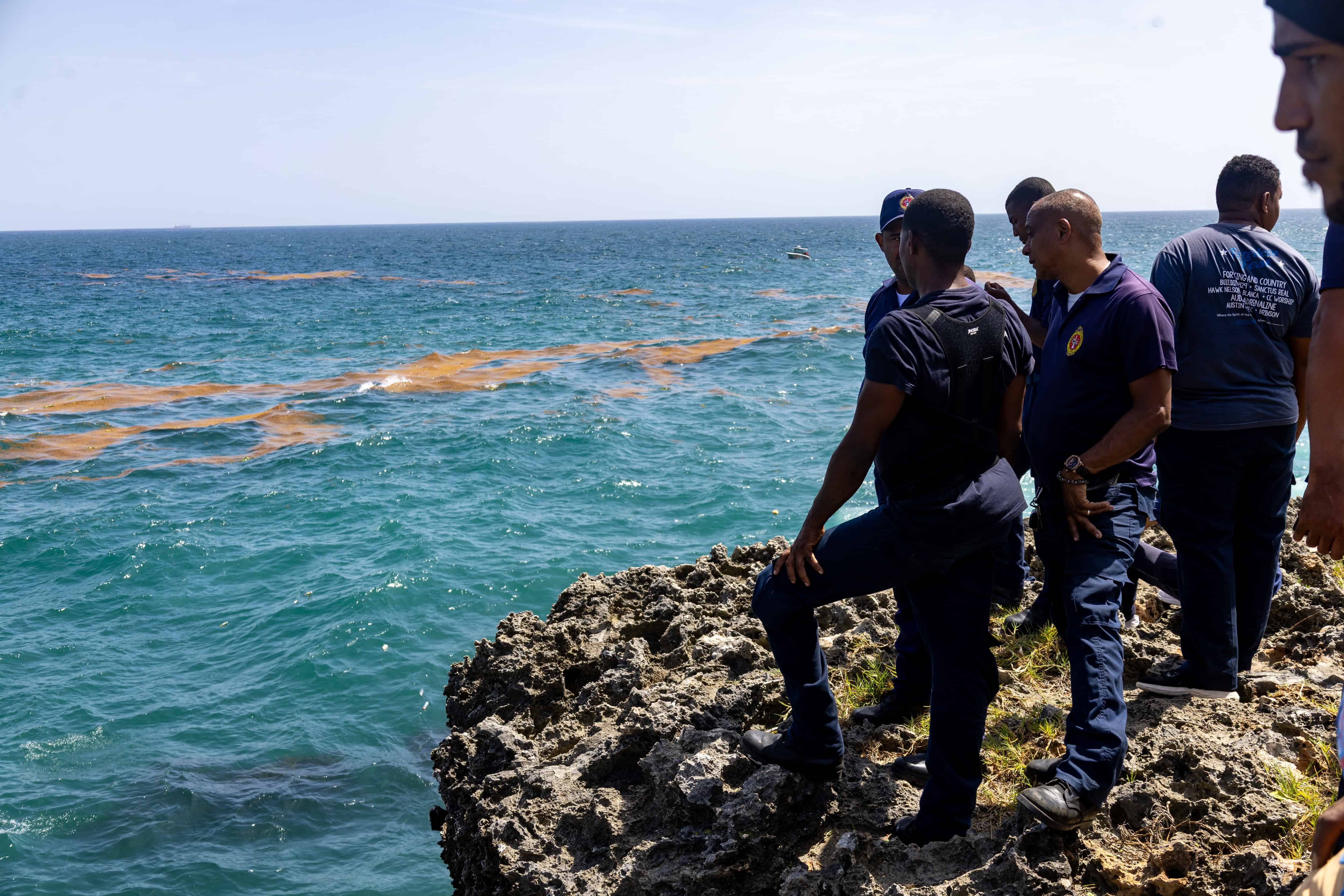 Miembros de la unidad de rescate de los bomberos.