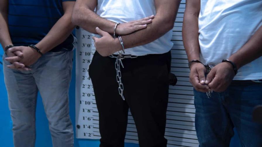 Extraditan a tres dominicanos solicitados por narcotráfico en Puerto Rico