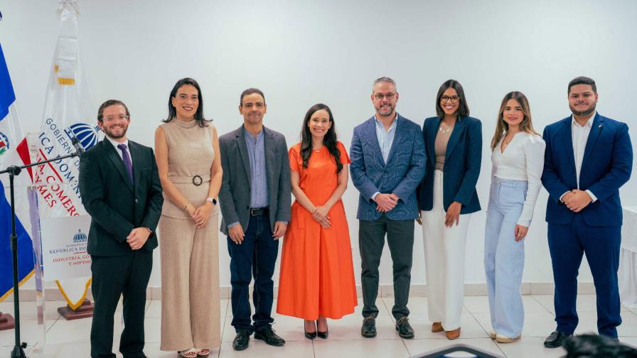 El Banco Popular y MICM lanzan taller para desarrolladores de videojuegos