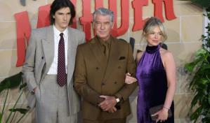 Pierce Brosnan y Helen Mirren lideran el estreno mundial de The Thursday Murder Club en Londres