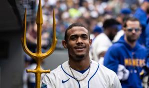 Julio Rodríguez conecta jonrón, pero los Marineros caen ante los Filis