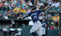 Julio Rodr&iacute;guez llega a 13 vuelacercas y lidera a Seattle al triunfo
