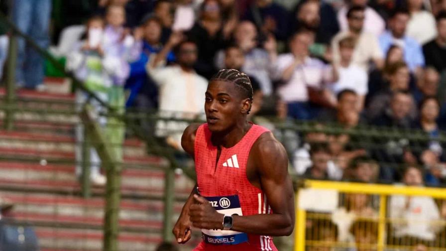 Alexander Ogando toca el cielo en Bruselas al llegar primero en 200 metros en la Liga Diamante Alexander Ogando toca el cielo en Bruselas al llegar primero en 200 metros en la Liga Diamante
