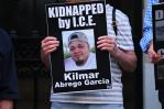El salvadoreño Kilmar Abrego García es liberado de una cárcel de Estados Unidos