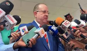 Magín Díaz: Gobierno está abierto a discutir indexación salarial, pero también otros impuestos