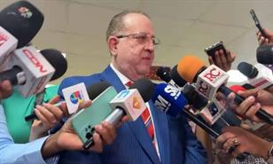 Magín Díaz: Gobierno está abierto a discutir indexación salarial, pero también otros impuestos