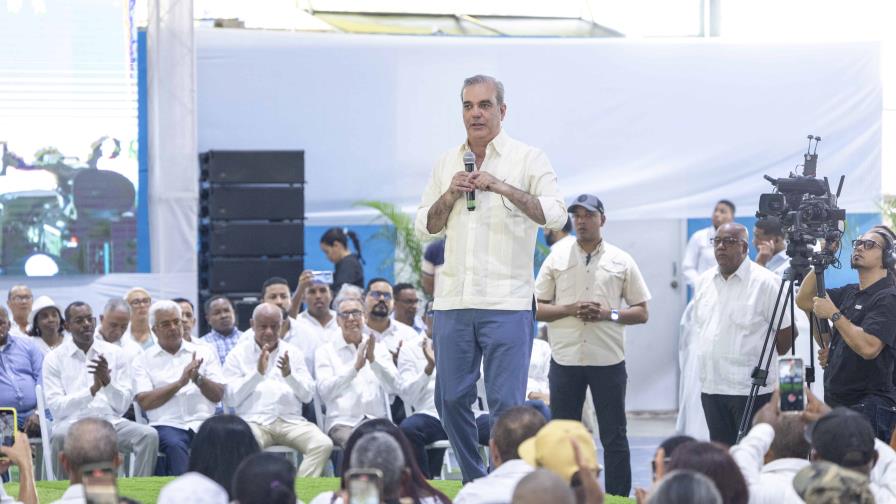 El Gobierno entrega 1910 títulos de propiedad a familias de Los Guaricanos El Gobierno entrega 1910 títulos de propiedad a familias de Los Guaricanos