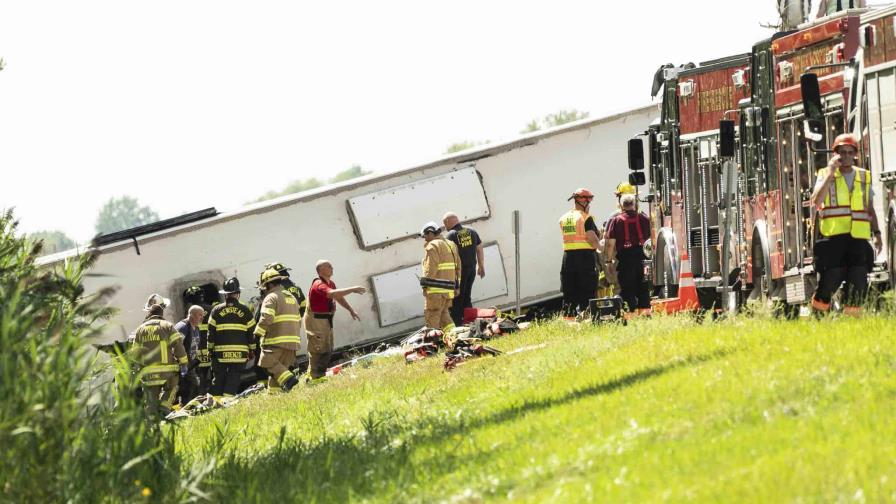 Accidente de bus turístico deja cinco personas muertas cerca a Nueva York Accidente de bus turístico deja cinco personas muertas cerca a Nueva York