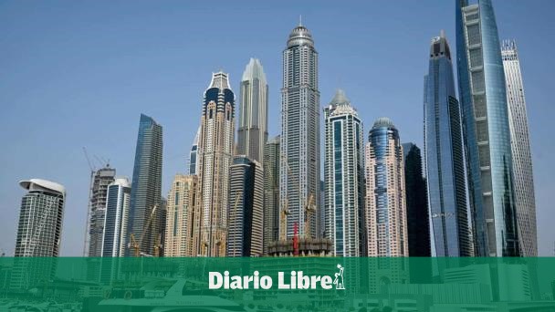 Dubai: The New Magnet for Billionaires – Tax-Free Luxury & Unrivaled Lifestyle