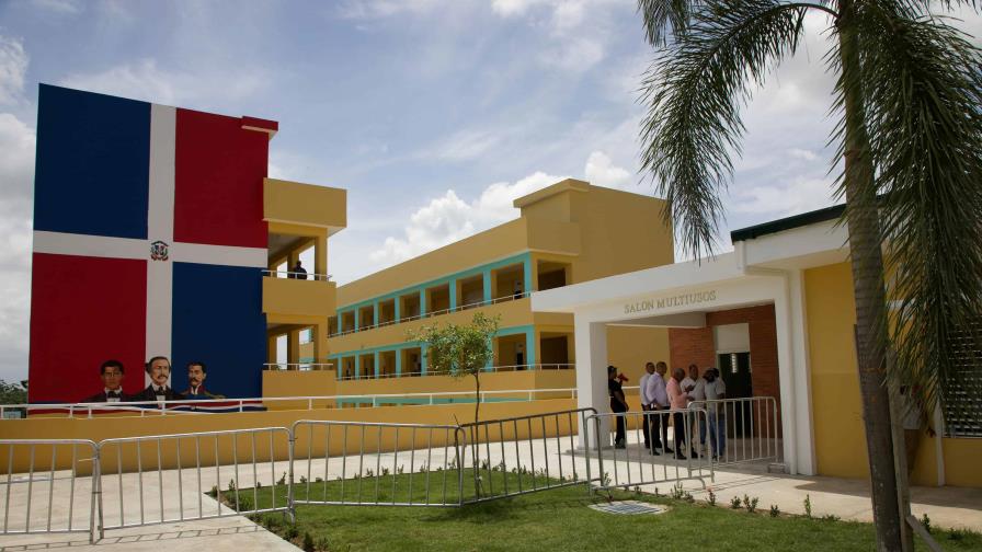 El Gobierno sigue inaugurando aulas escolares a menos de dos días del inicio del año escolar El Gobierno sigue inaugurando aulas escolares a menos de dos días del inicio del año escolar
