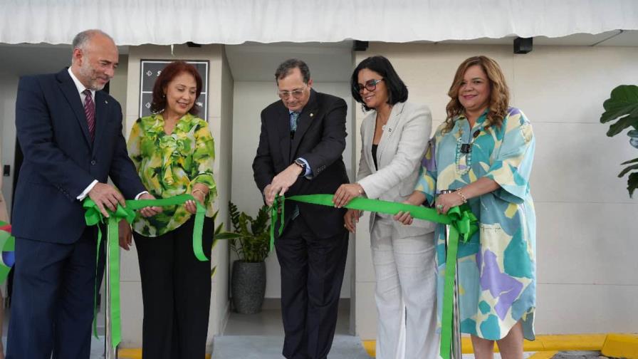 El BHD inaugura sala de lactancia en el complejo Núñez de Cáceres