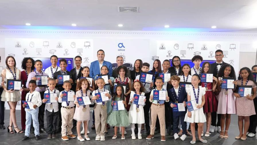 Altice celebra logro académico de los hijos de sus colaboradores