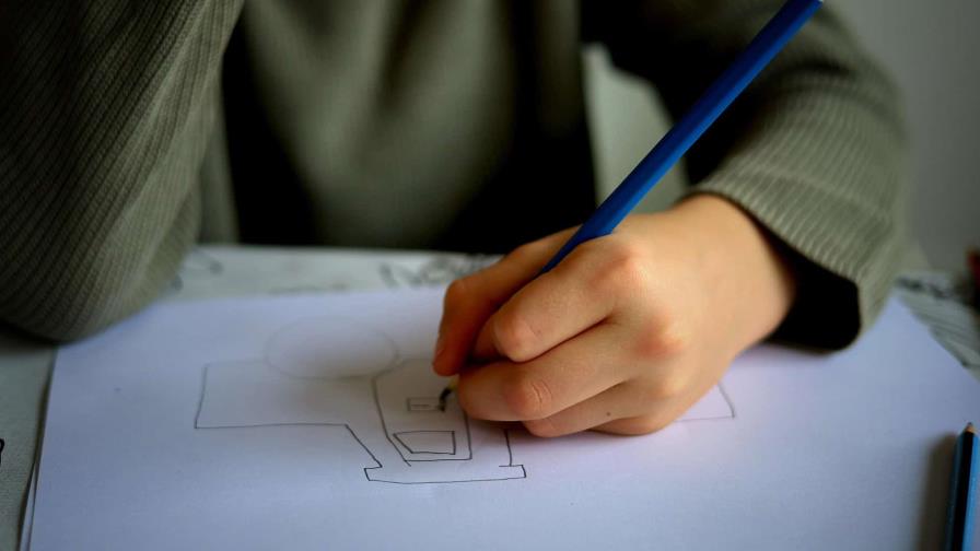 Más que aulas, faltan valores Más que aulas, faltan valores