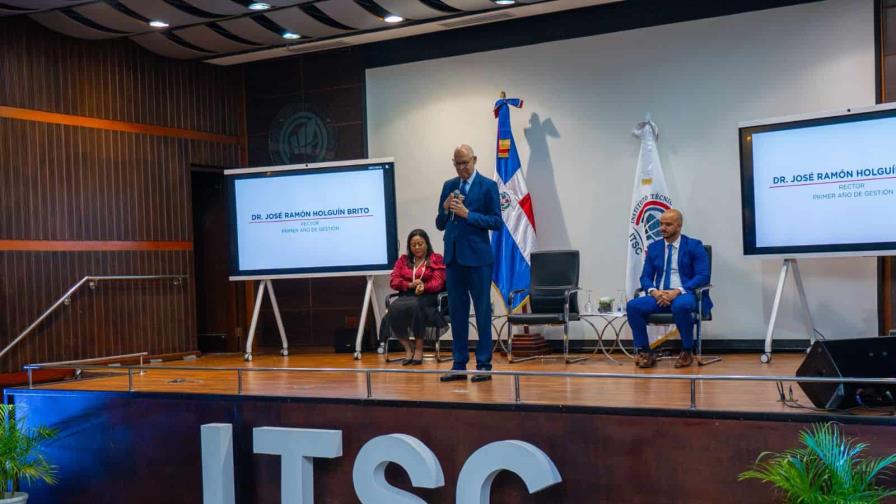 ITSC reduce deserción estudiantil a un 8 % en primer año de gestión del Dr. José Ramón Holguín Brito ITSC reduce deserción estudiantil a un 8 % en primer año de gestión del Dr. José Ramón Holguín Brito