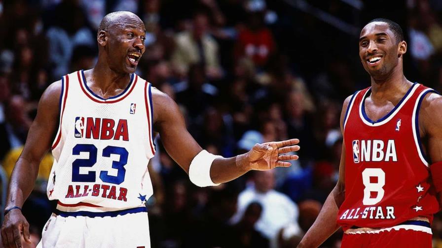 La tarjeta de memorabilia más cara de la historia: la joya firmada por Michael Jordan y Kobe Bryant La tarjeta de memorabilia más cara de la historia: la joya firmada por Michael Jordan y Kobe Bryant