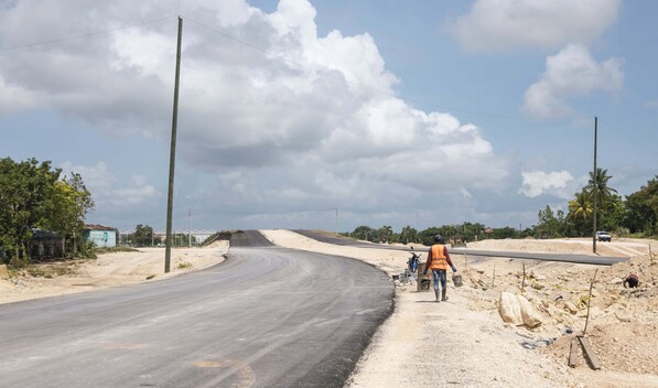 La construcci&oacute;n de carreteras se llev&oacute; RD$87,194.8 millones en los dos &uacute;ltimos a&ntilde;os