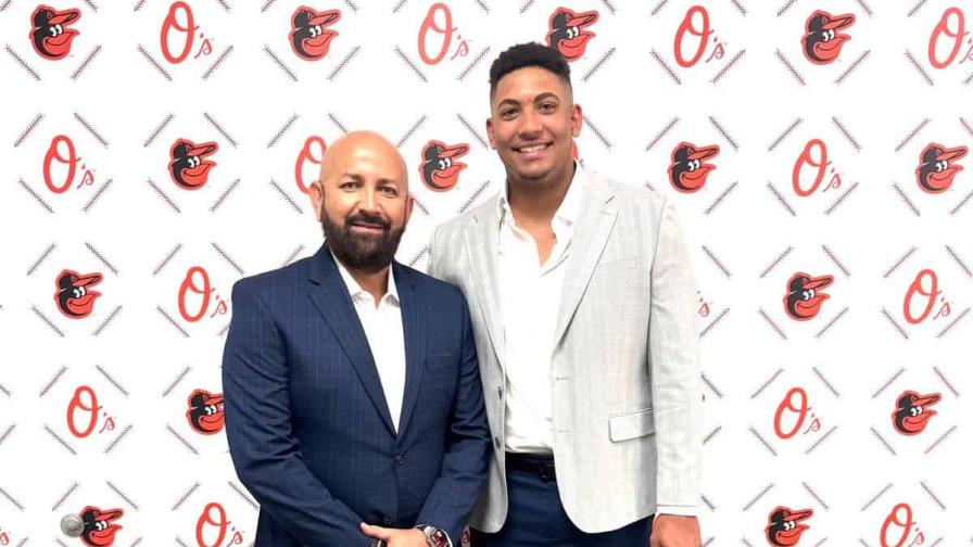 Samuel Basallo, el dominicano que asegura más dinero con menor experiencia Samuel Basallo, el dominicano que asegura más dinero con menor experiencia