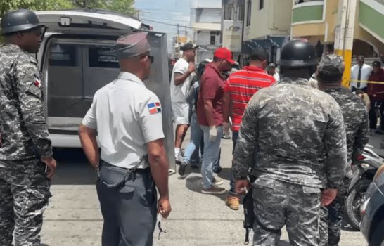 La Policía emite alerta contra otro implicado en asesinato de testigo en juicio por homicidio