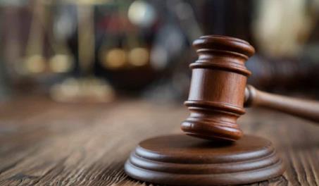 Golpe mortal frente a su hija: 20 años de prisión por feminicidio en Yamasá