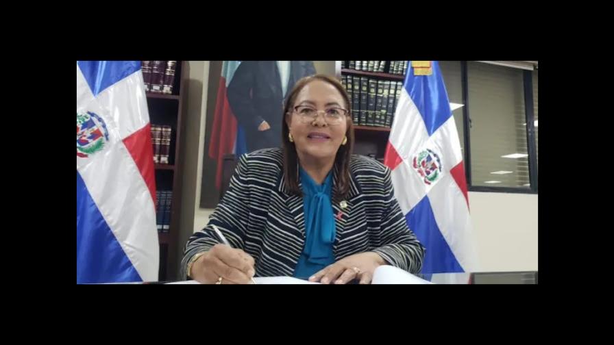 Diputada por San Juan le responde a Danilo y señala obras de Abinader en la provincia Diputada por San Juan le responde a Danilo y señala obras de Abinader en la provincia