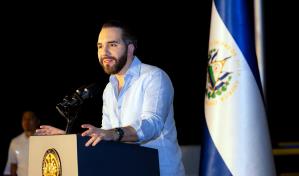 Bukele dice que la disciplina en las escuelas de El Salvador es para “evitar” pandillas