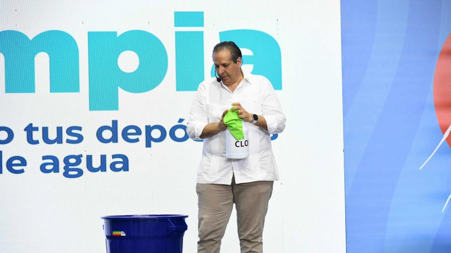 Salud Pública asegura casos por dengue han disminuido en un 85 % Salud Pública asegura casos por dengue han disminuido en un 85 %