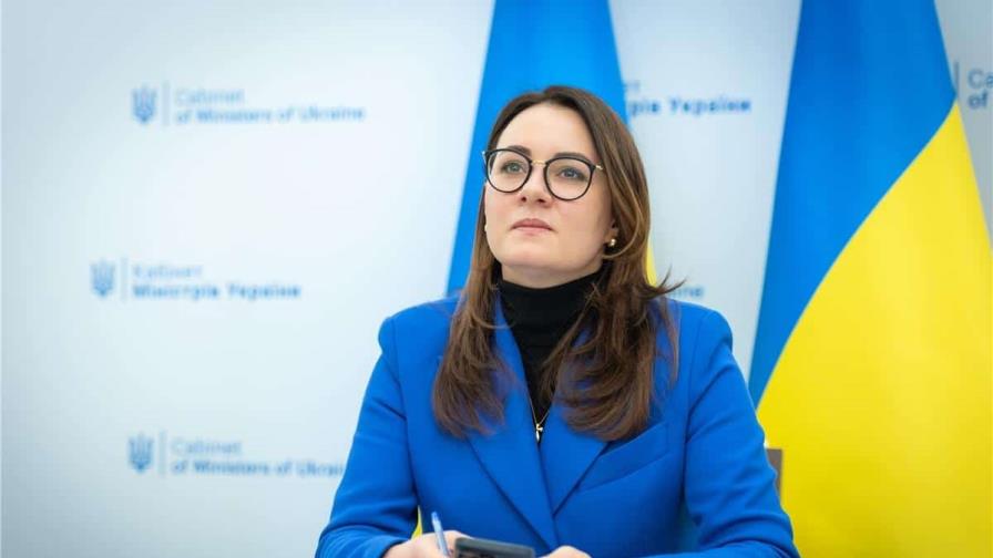 Ucrania suaviza ley marcial y hombres de entre 18 a 22 años ya pueden salir del país Ucrania suaviza ley marcial y hombres de entre 18 a 22 años ya pueden salir del país