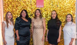 Avon Dominicana presenta su línea renovada Far Away