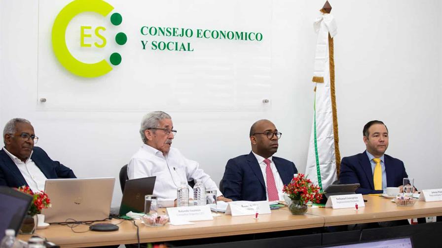 CES propone registro y sanciones para empleadores que contraten migrantes irregulares