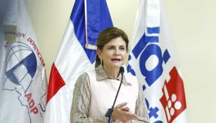 Peña sobre aumento a enfermeras: "Hay que ver lo que es posible dentro del presupuesto del 2026