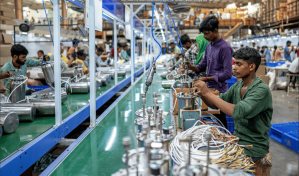 Entran en vigor los aranceles adicionales de EE. UU. a la India por su compra de crudo ruso