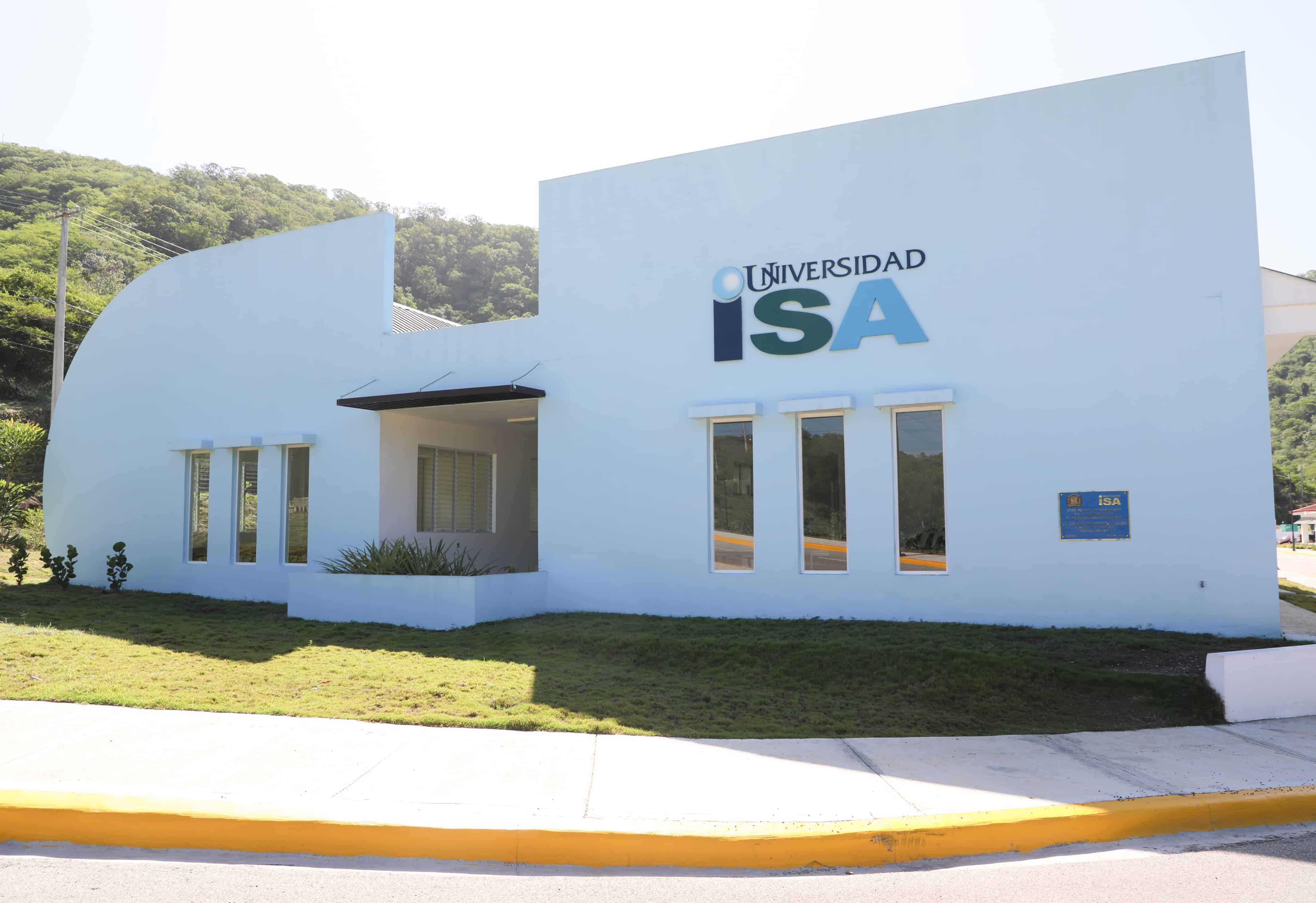 Fachada de la Universidad ISA de San Juan.