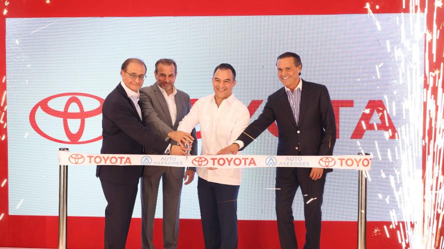 Auto Asesores inaugura moderno showroom Toyota Auto Asesores inaugura moderno showroom Toyota