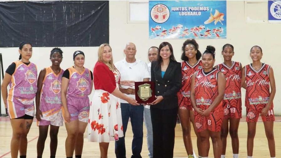 Calero le quita invicto a Los Mina en el final de la vuelta regular del superior femenino PSD Calero le quita invicto a Los Mina en el final de la vuelta regular del superior femenino PSD
