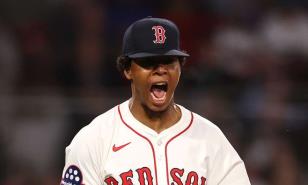 Brayan Bello sale sin decisión, pero fue clave para victoria de Medias Rojas sobre Orioles