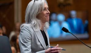 La directora de los CDC de EE. UU. rechaza su despido y dice que solo Trump puede echarla