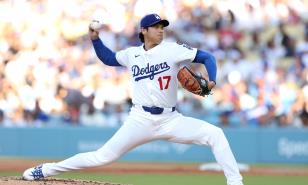 Ohtani sumó 9 de los 19 ponches de los Dodgers, un récord del club, para barrer a Rojos