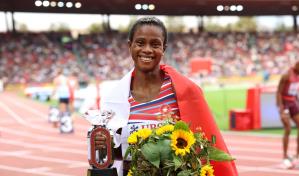 Salwa Eid Naser destrona a Marileidy Paulino en la gran final de los 400 metros de la Liga Diamante