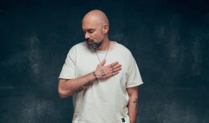 Santiago Cruz celebra 15 años de Cruce de caminos con un álbum grabado en vivo