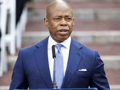 Proponen embajada a Eric Adams a cambio de retirar candidatura