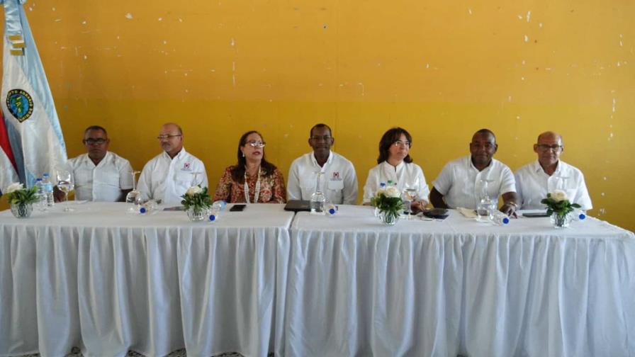 El Gobierno inicia programa de titulaci&oacute;n para familias de varios sectores en Santiago