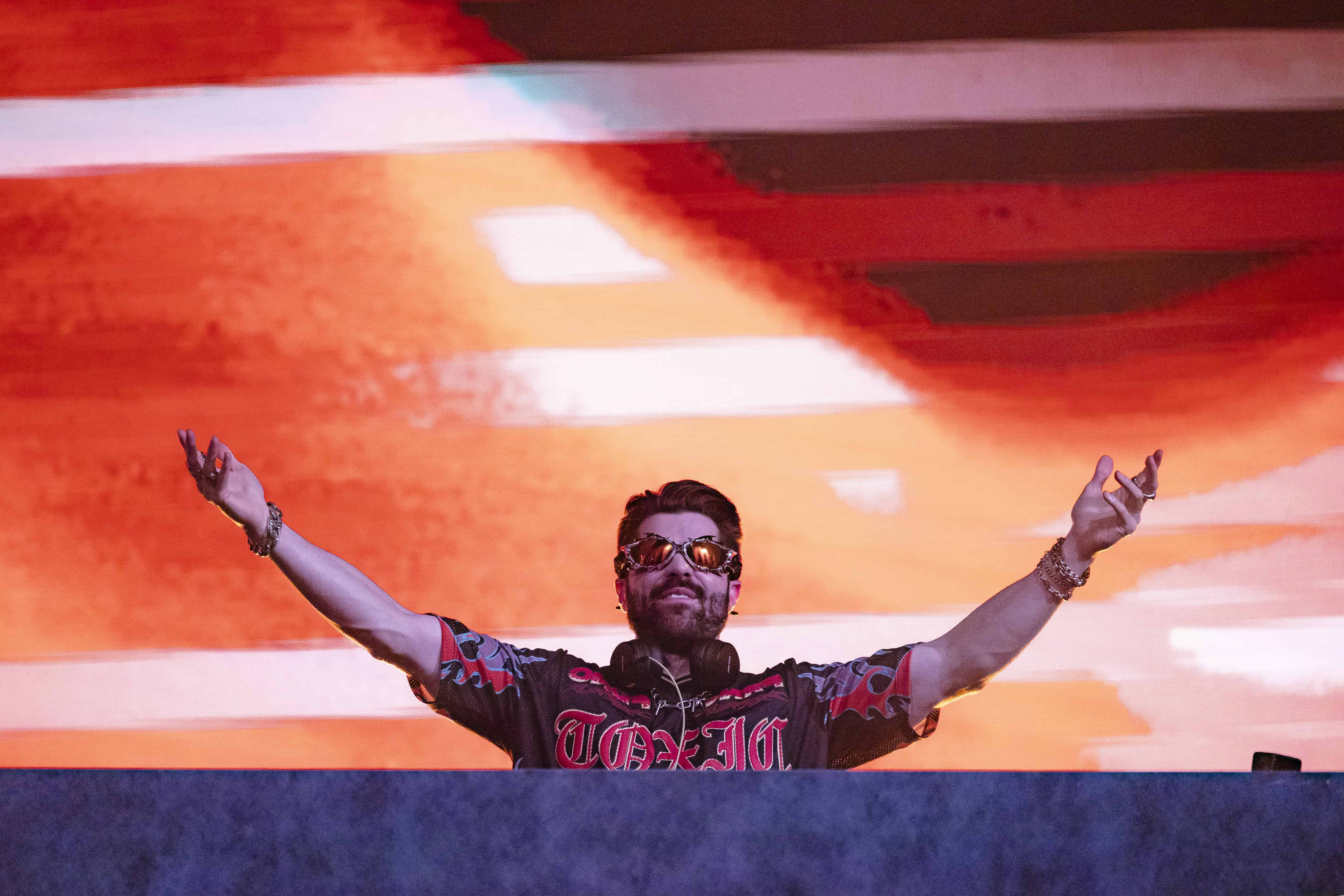 El dj brasileño Alok hizo suyo el escenario, con protagonismo en la electrónica.