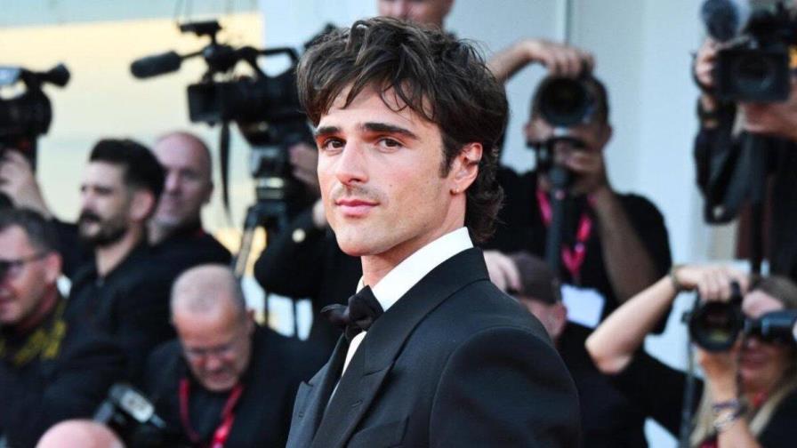 Jacob Elordi se emociona hasta las lágrimas en el Festival de Venecia