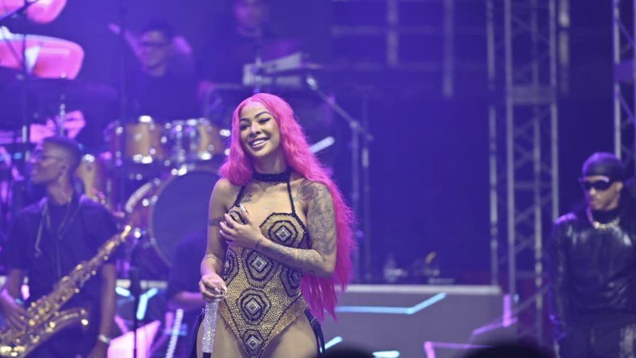 Yailin La Más Viral hace vibrar a sus "chiviricas" con su presentación en el Gran Arena del Cibao Yailin La Más Viral hace vibrar a sus "chiviricas" con su presentación en el Gran Arena del Cibao