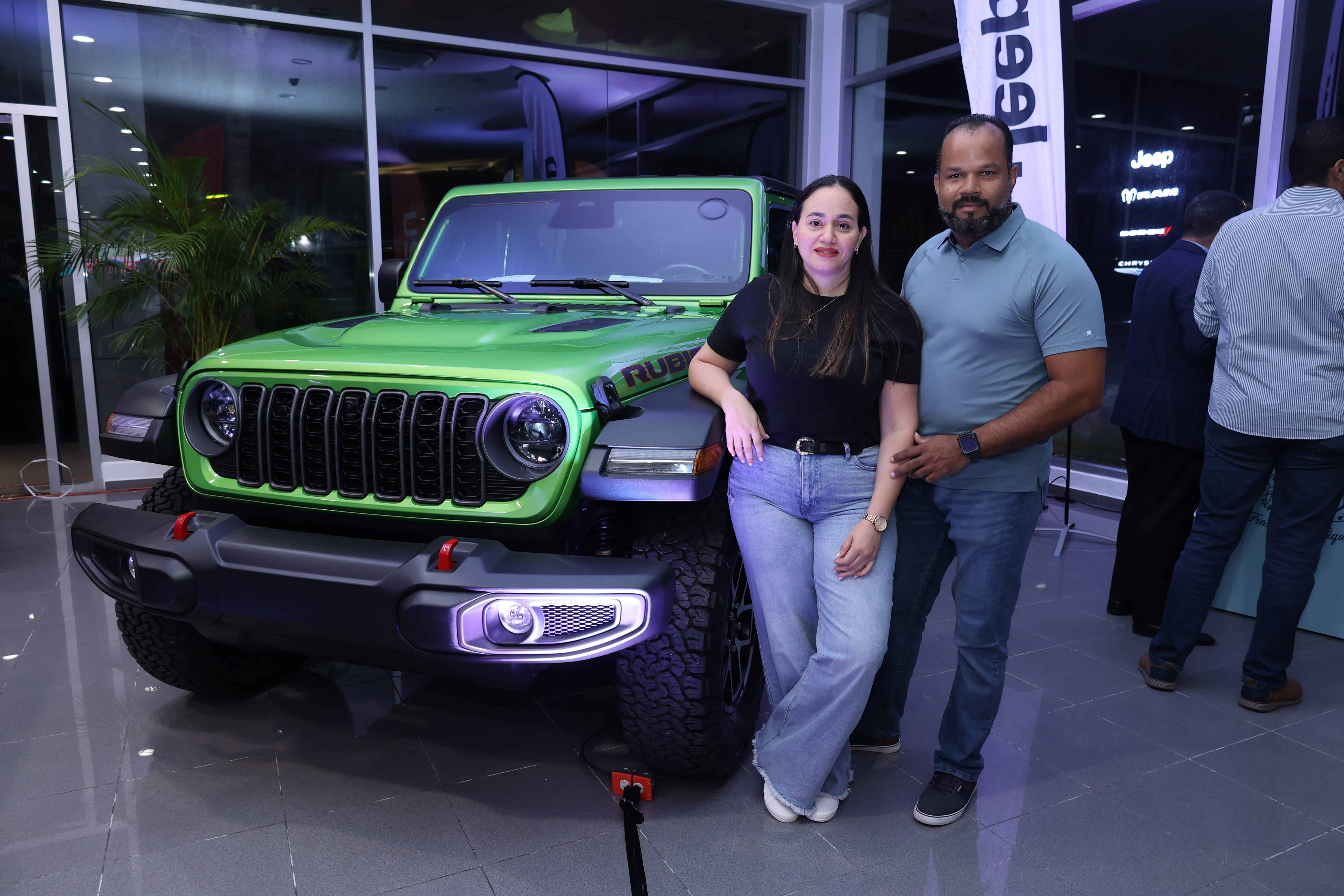 Isleida Brito y Sa&uacute;l Castro. 